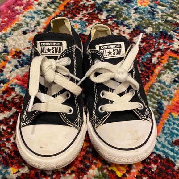 girls converse size 8